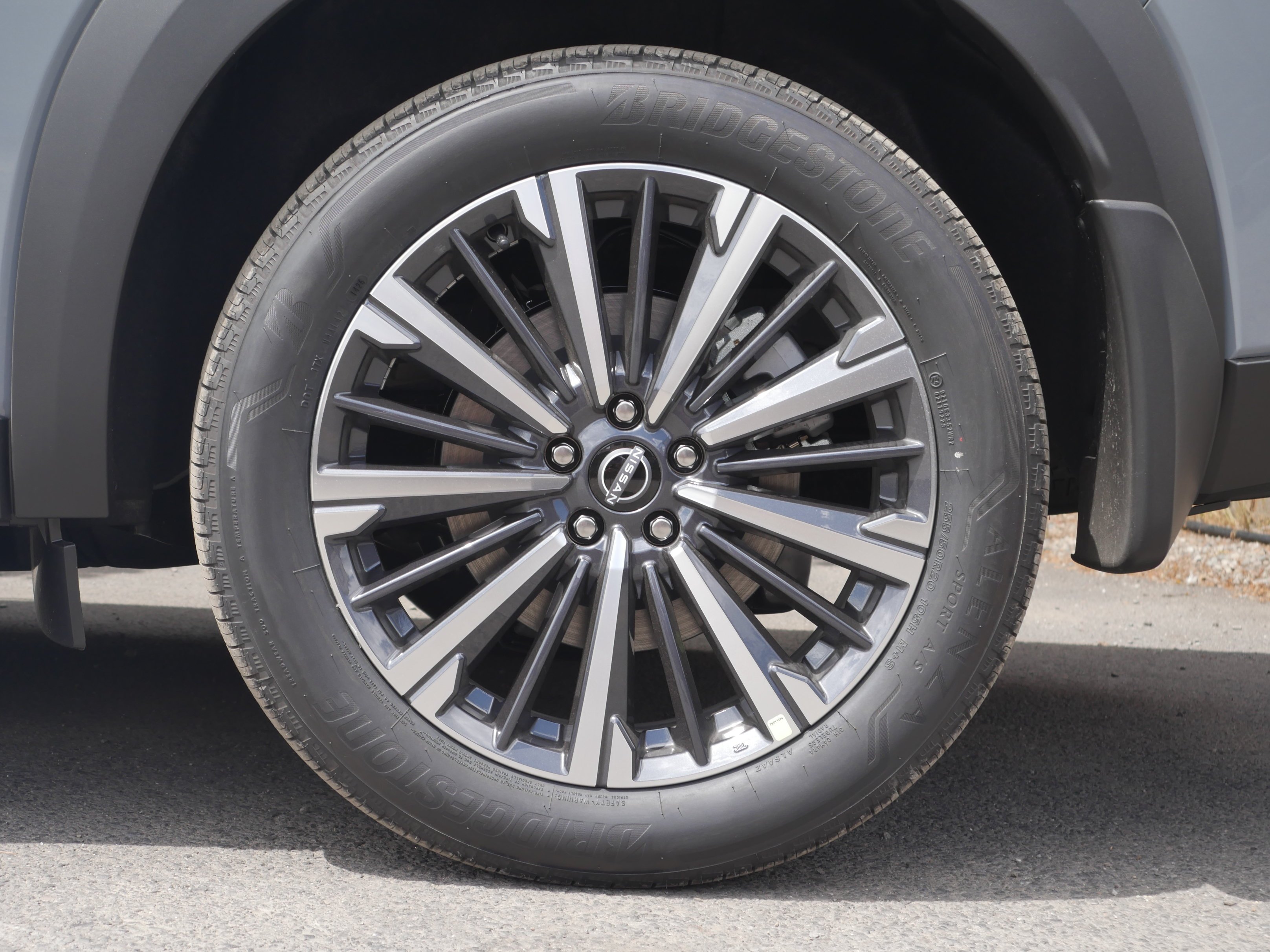 New 2026 Everest White Pearl TriCoat Nissan Rock Creek® image 17