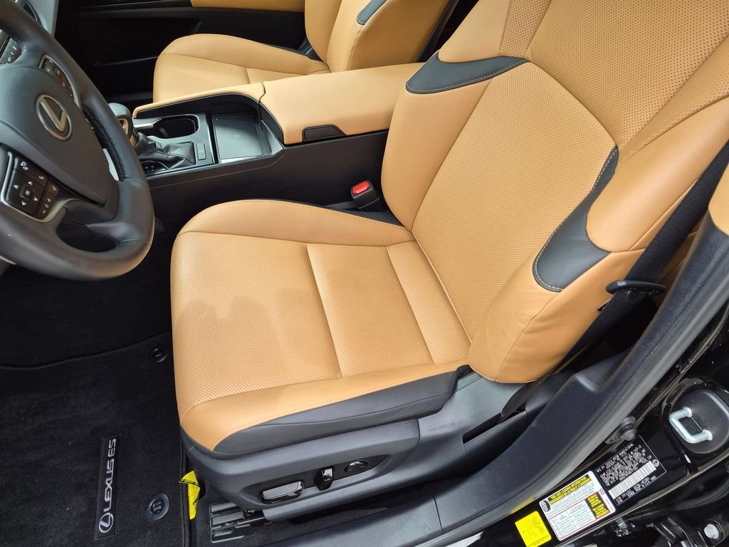 Used 2024 Black Lexus 350 image 24