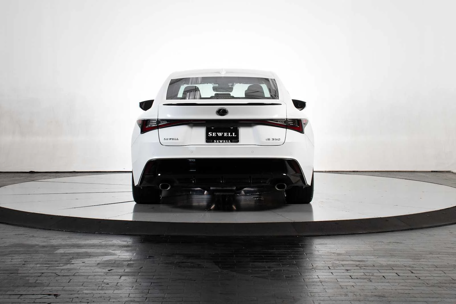 Used 2024 Ultra White Lexus F SPORT image 5