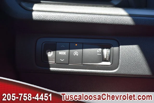 New 2027 Mosaic Black Metallic Chevrolet LT image 35