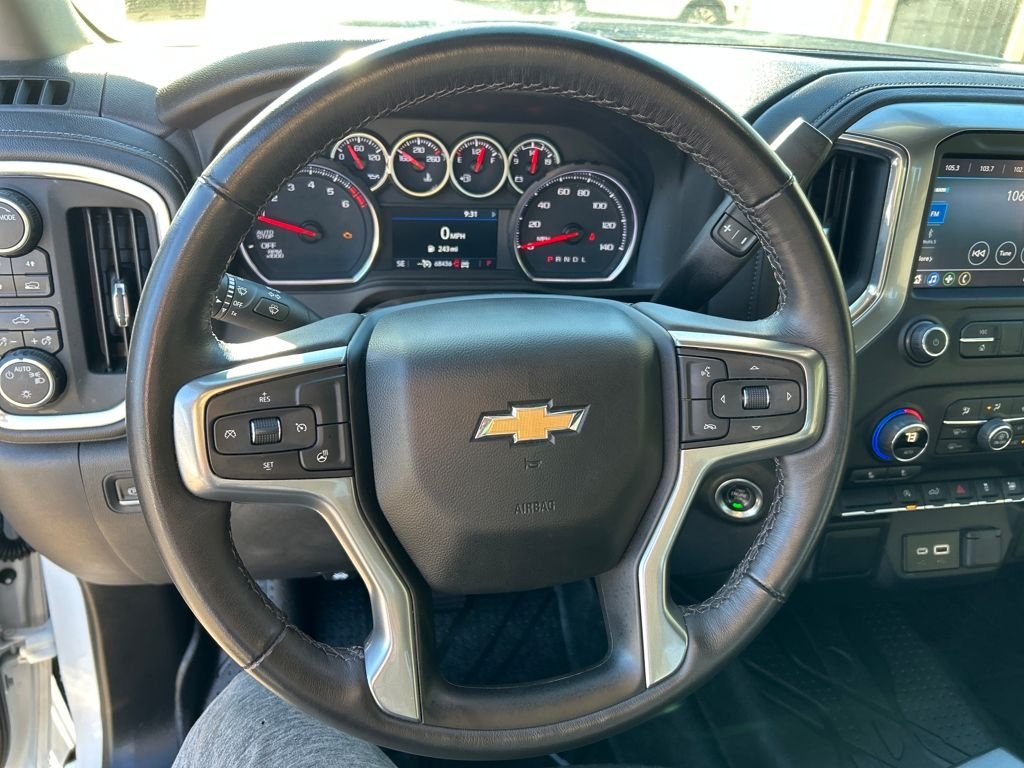Used 2022 White Chevrolet LT image 21