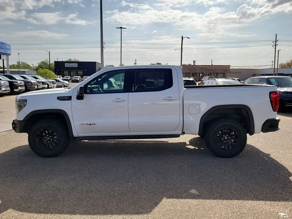 Used 2023 SUMMIT WHITE GMC AT4X image 6
