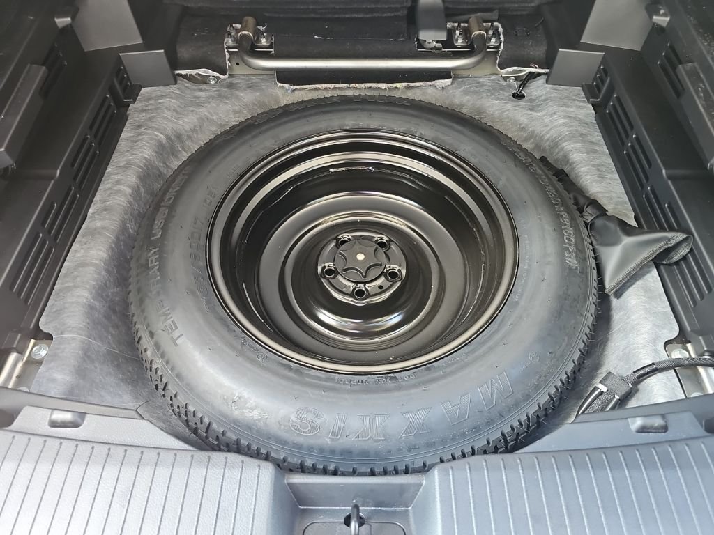 Used 2025 Black Nissan Rock Creek image 37