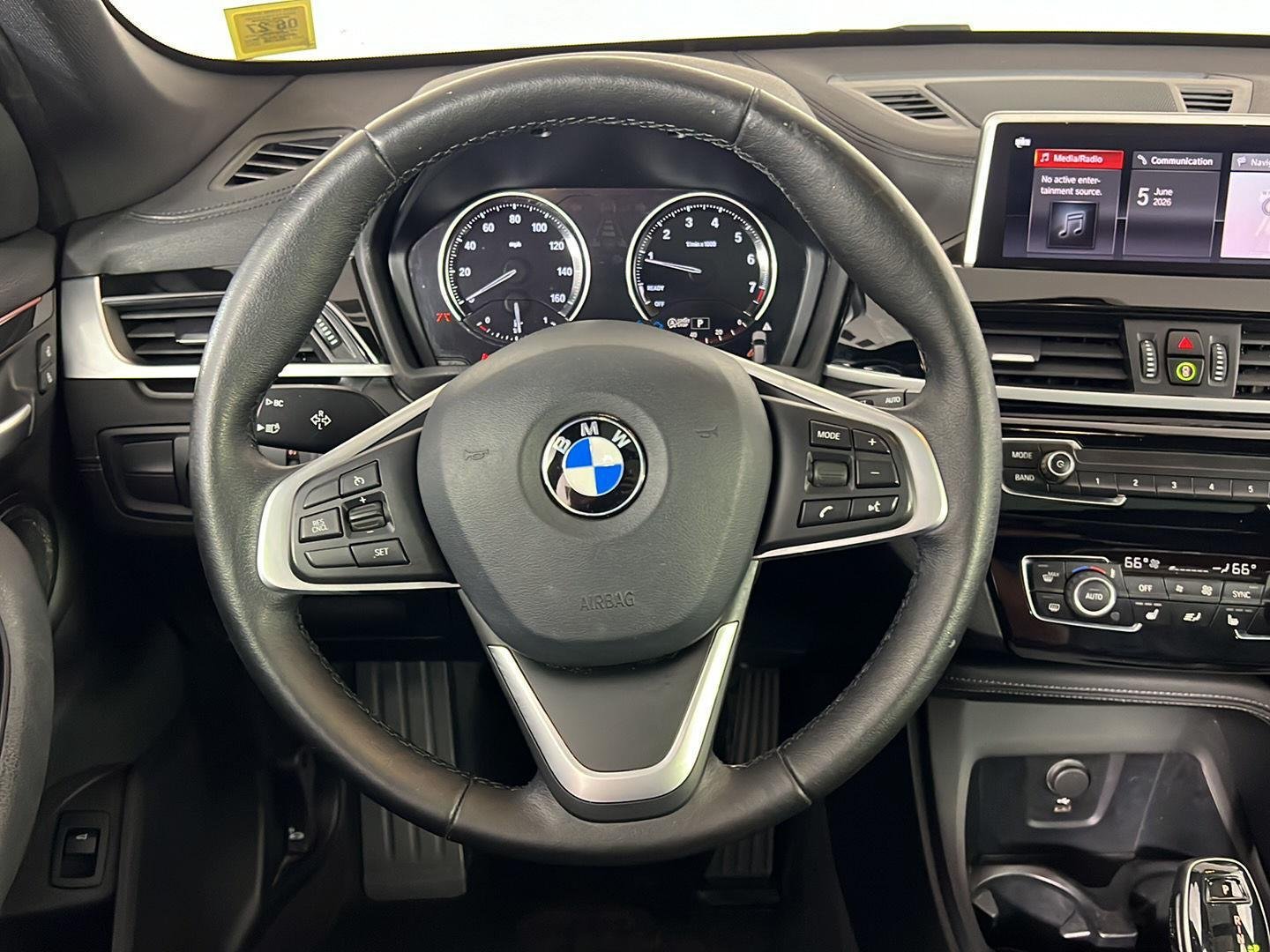 Used 2021 Alpine White BMW xDrive28i image 18