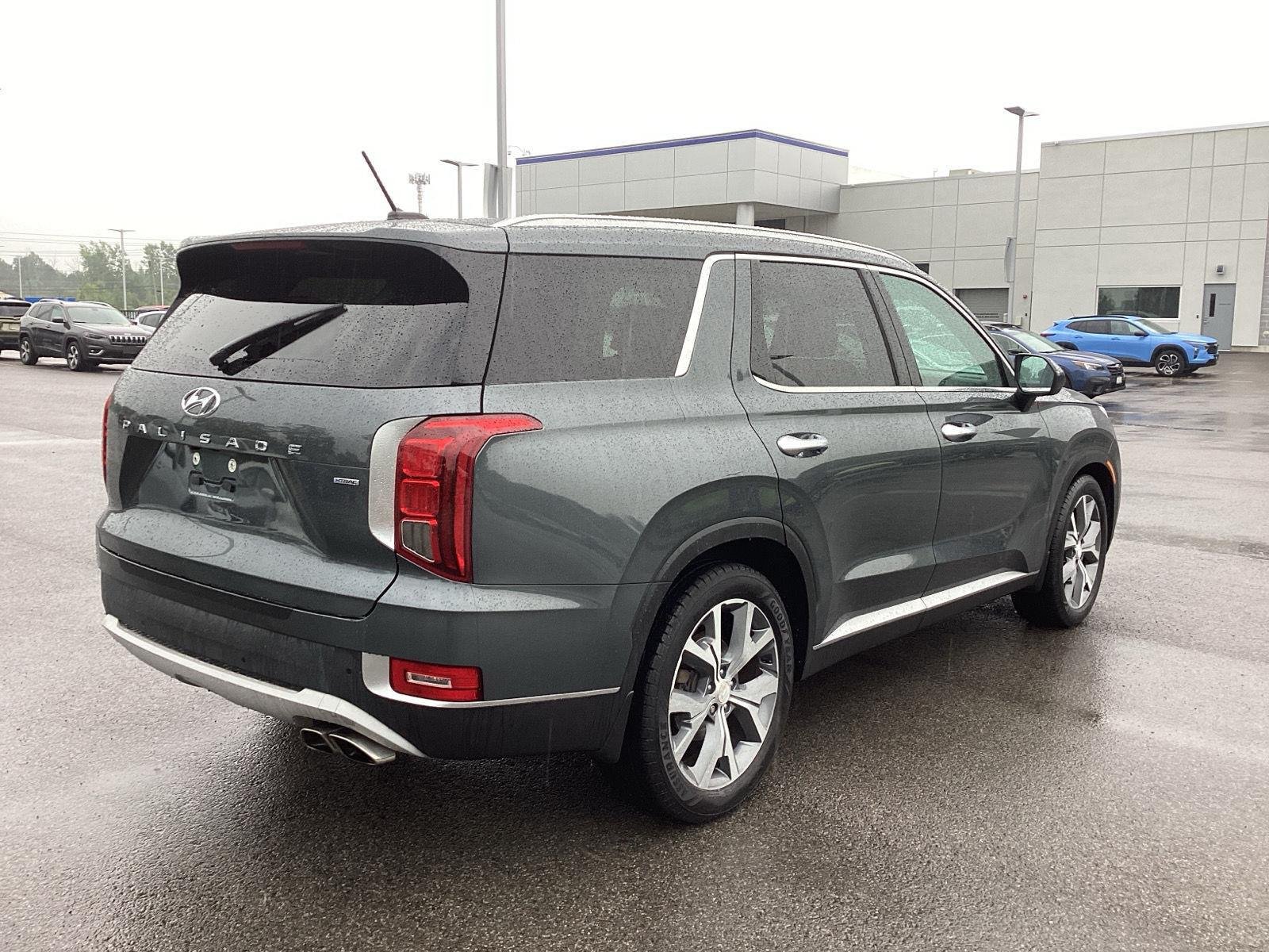 Used 2022 Steel Graphite Hyundai SEL image 9
