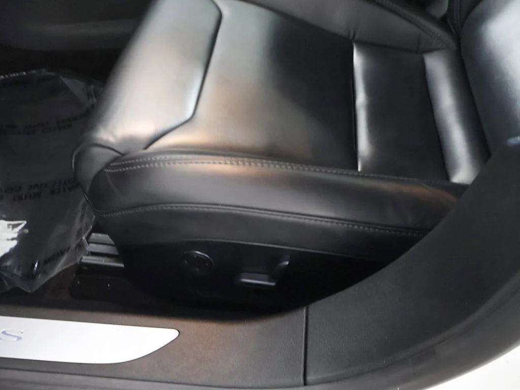 Used 2019 Pearl White Multi-Coat Tesla Performance image 30