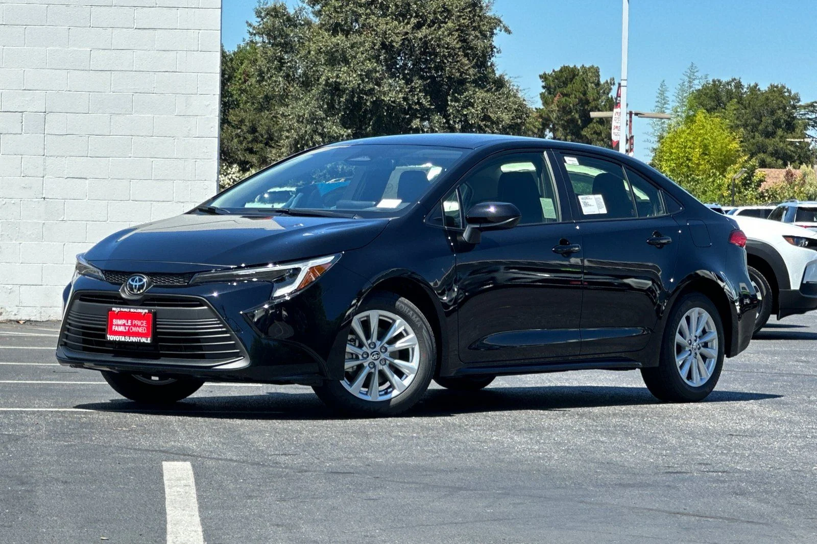 New 2026  Toyota LE image 2