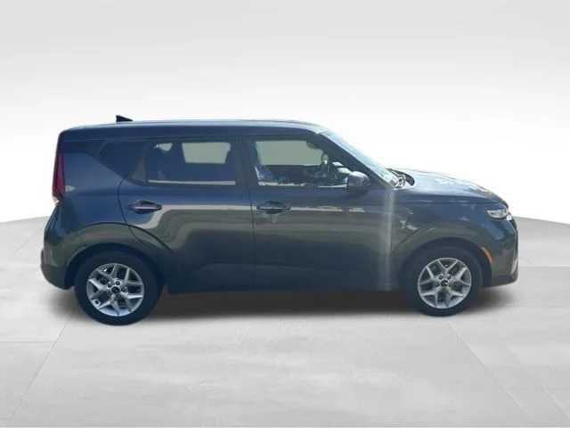 Used 2020 Gray Kia S image 2