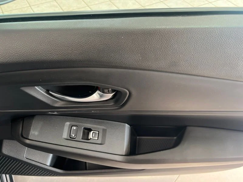 Used 2023  Honda EX image 15