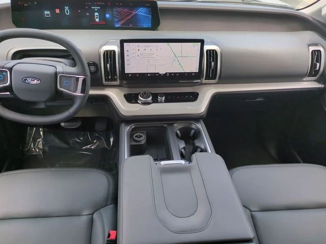 New 2026 Space Silver Metallic Ford MAX Active image 15