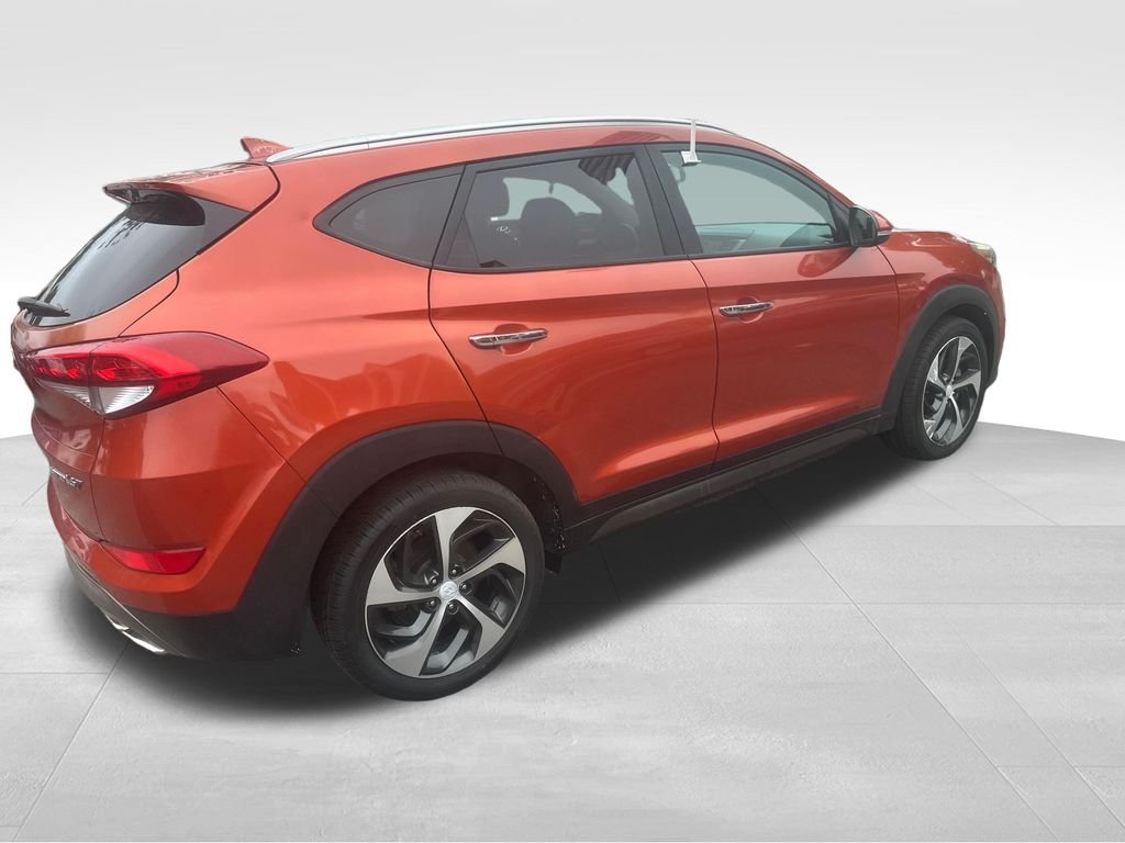 Used 2016 Orange Hyundai Limited image 23
