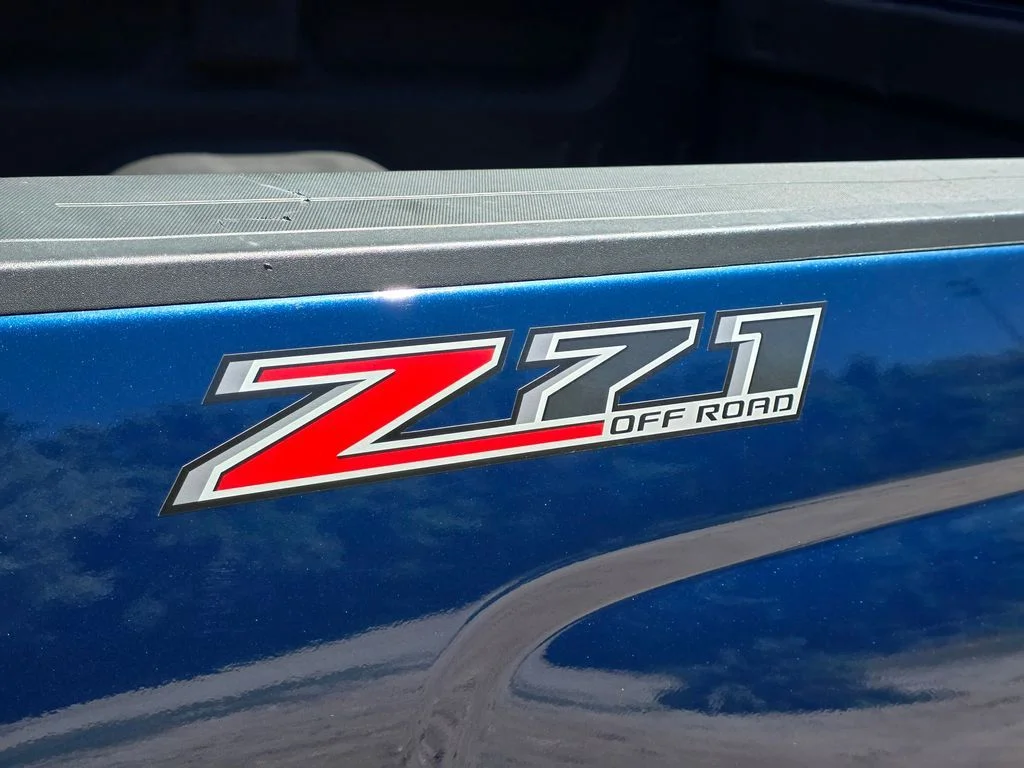 Used 2019 Blue Chevrolet LTZ image 28