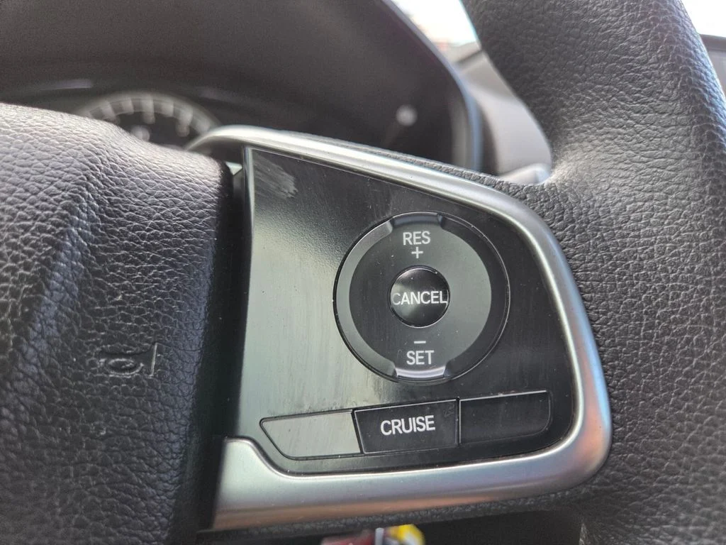 Used 2018 Red Honda LX image 14