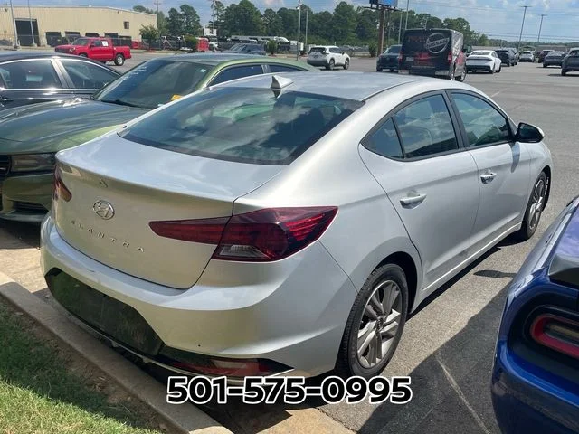 Used 2020 Silver Hyundai Value Edition image 4