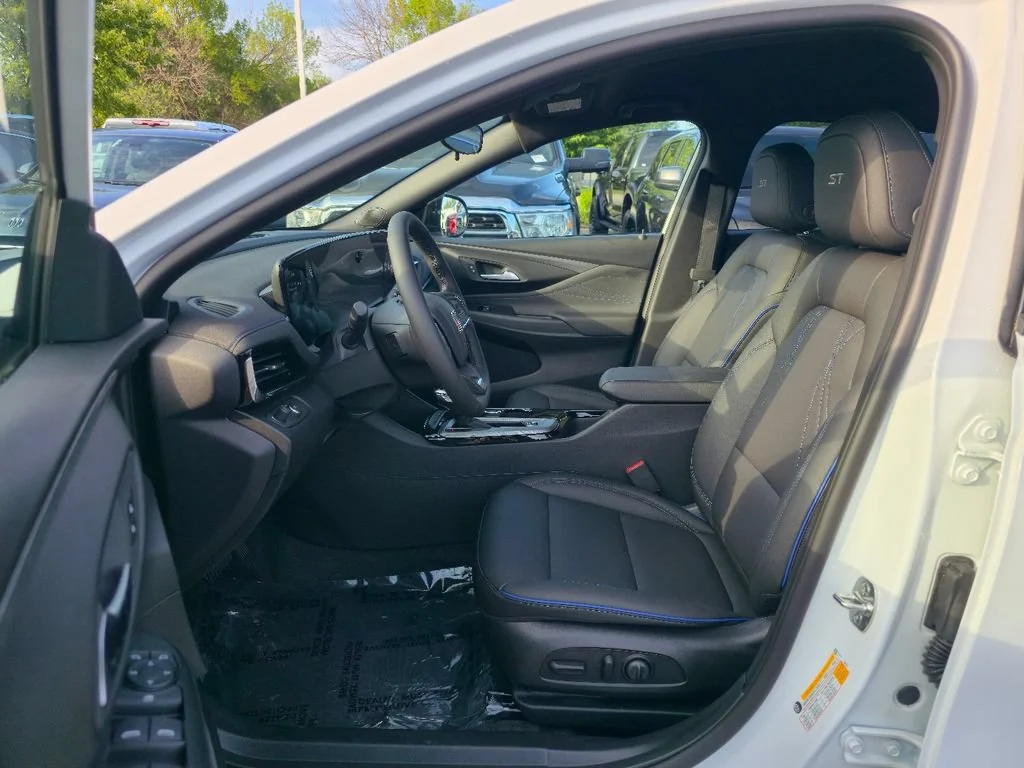 New 2026 Summit White Buick Sport Touring image 18