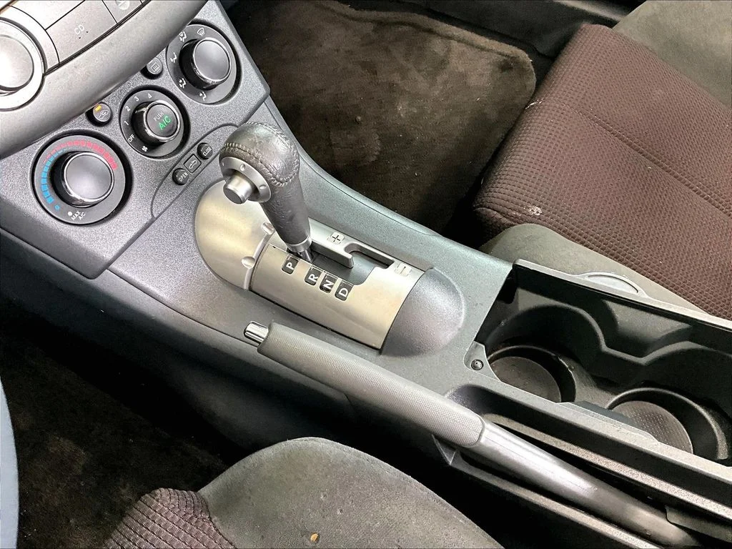 Used 2012 White Mitsubishi GS Sport image 16