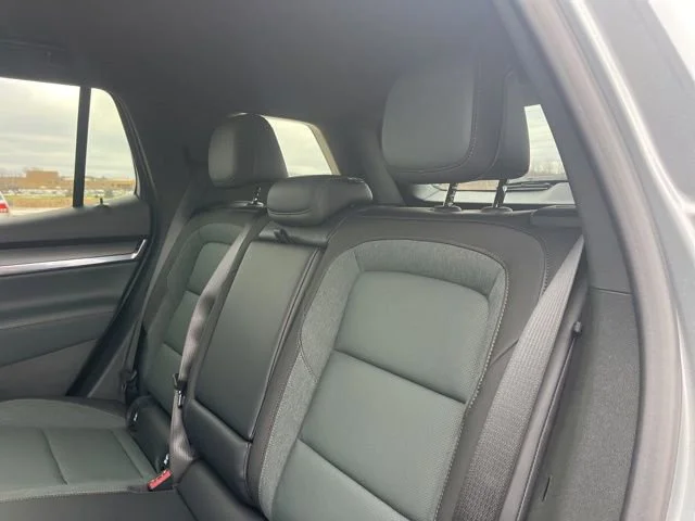 2026 GMC Terrain AT4 - Photo 36