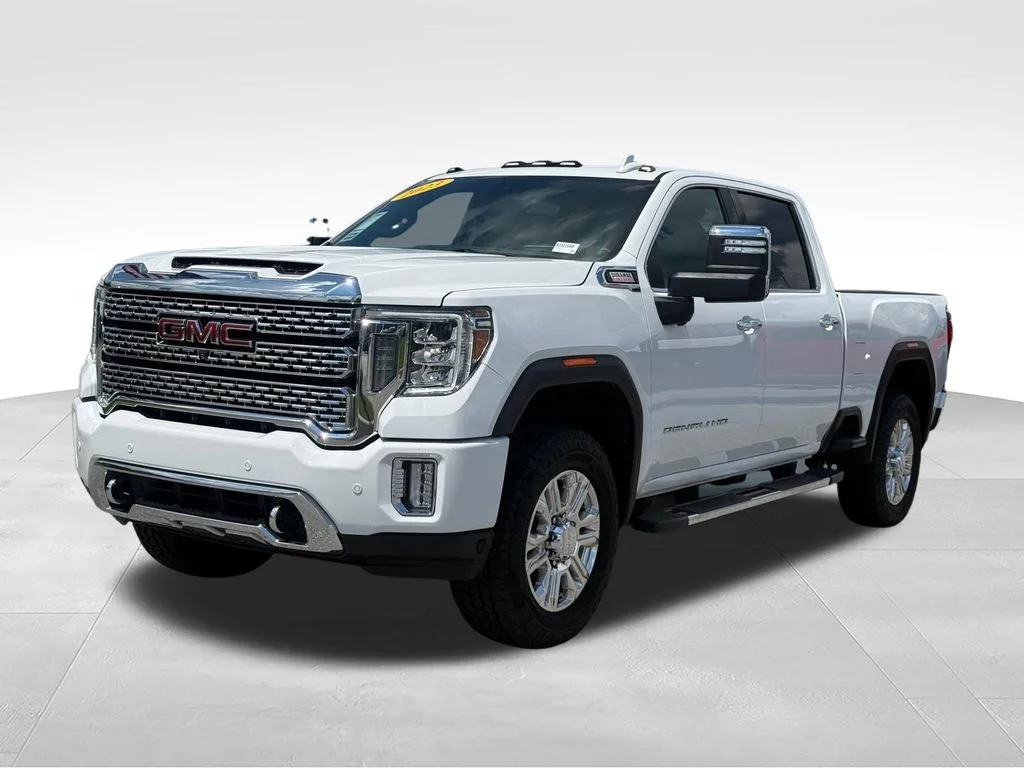 Used 2023 White GMC Denali image 1