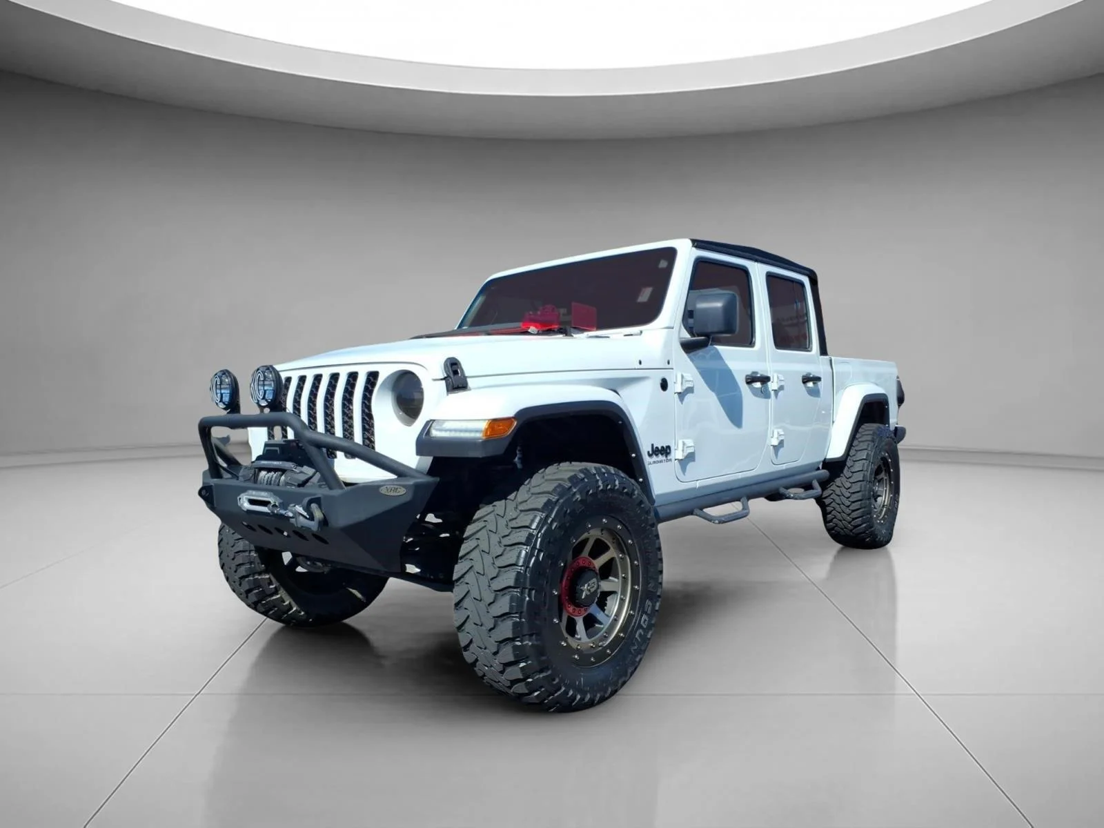 Used 2022 Bright White Clearcoat Jeep Sport S image 1