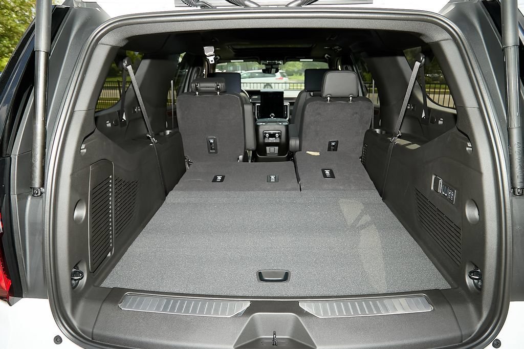 2026 GMC Yukon XL Denali - Photo 17