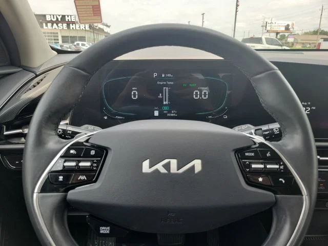 Used 2023 Red Kia EX image 22