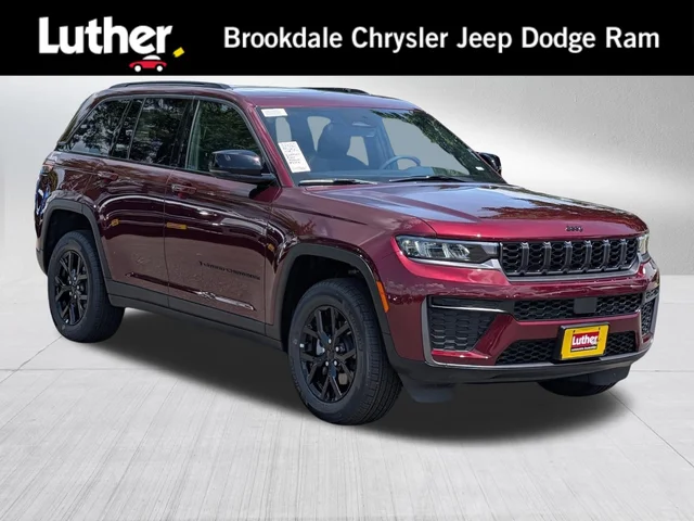 2026 Jeep Grand Cherokee Laredo Altitude