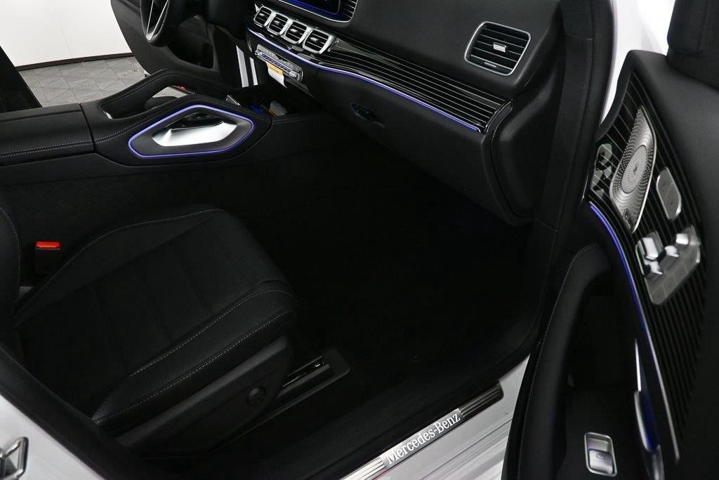 New 2026 MANUFAKTUR Moonlight White Metallic Mercedes-Benz GLE 350 image 24