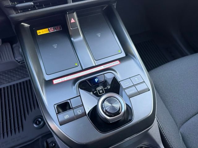 New 2026 Wind Chill Pearl <sup>1</sup> Toyota  SE image 20