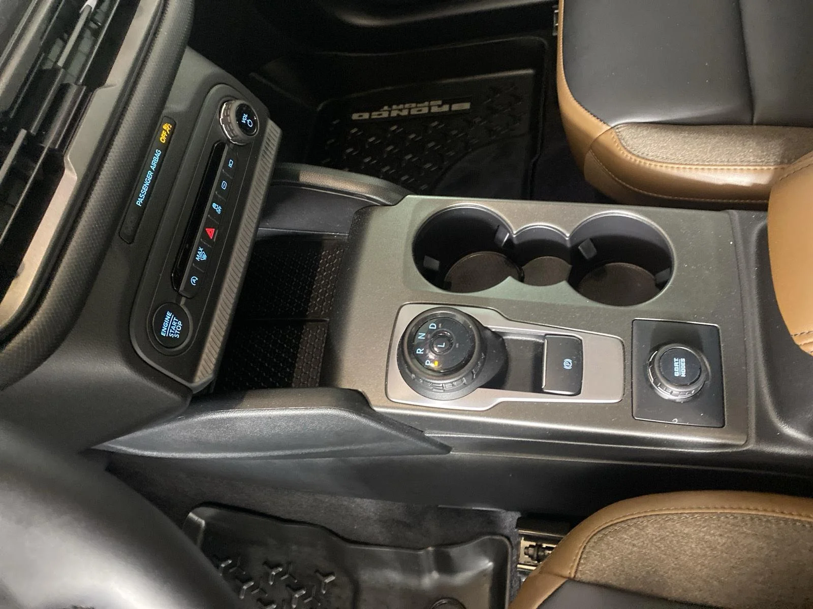 New 2026 Shadow Black Ford Outer Banks® image 21