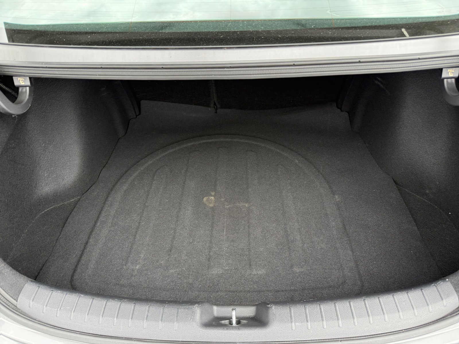 Used 2024 Steel Gray Kia GT-Line image 17