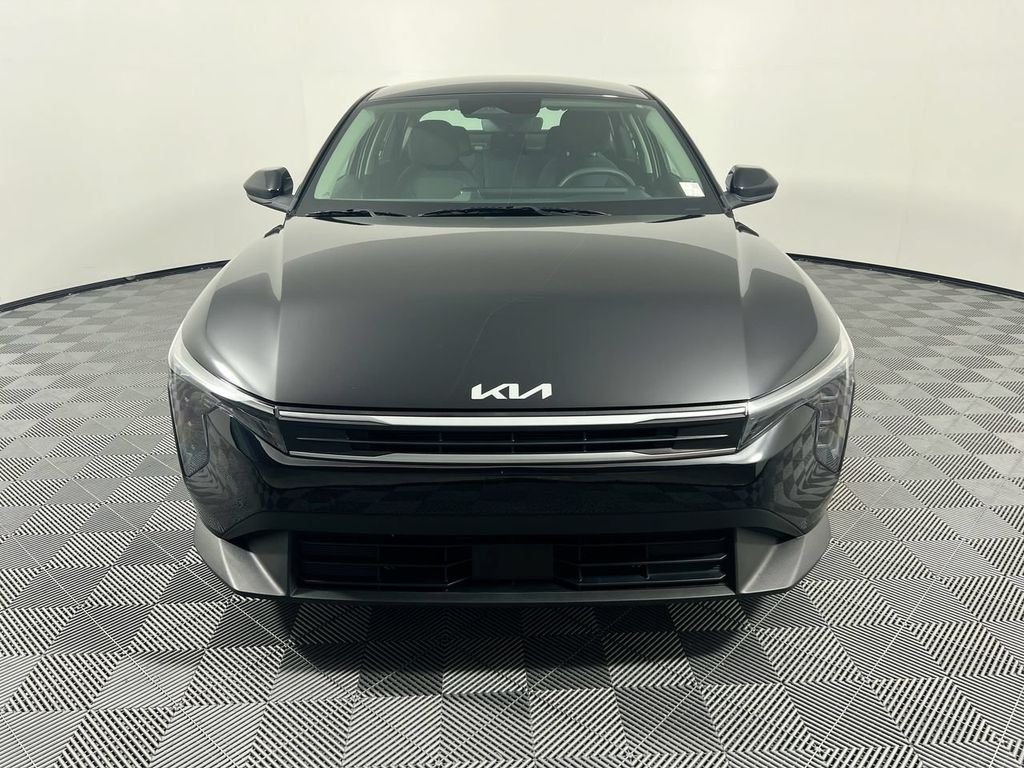 New 2026 Aurora Black Pearl Kia LX image 9