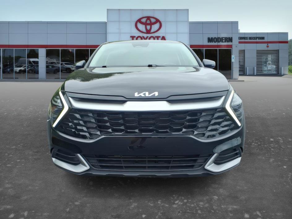 Used 2025 Ebony Black Kia EX image 8