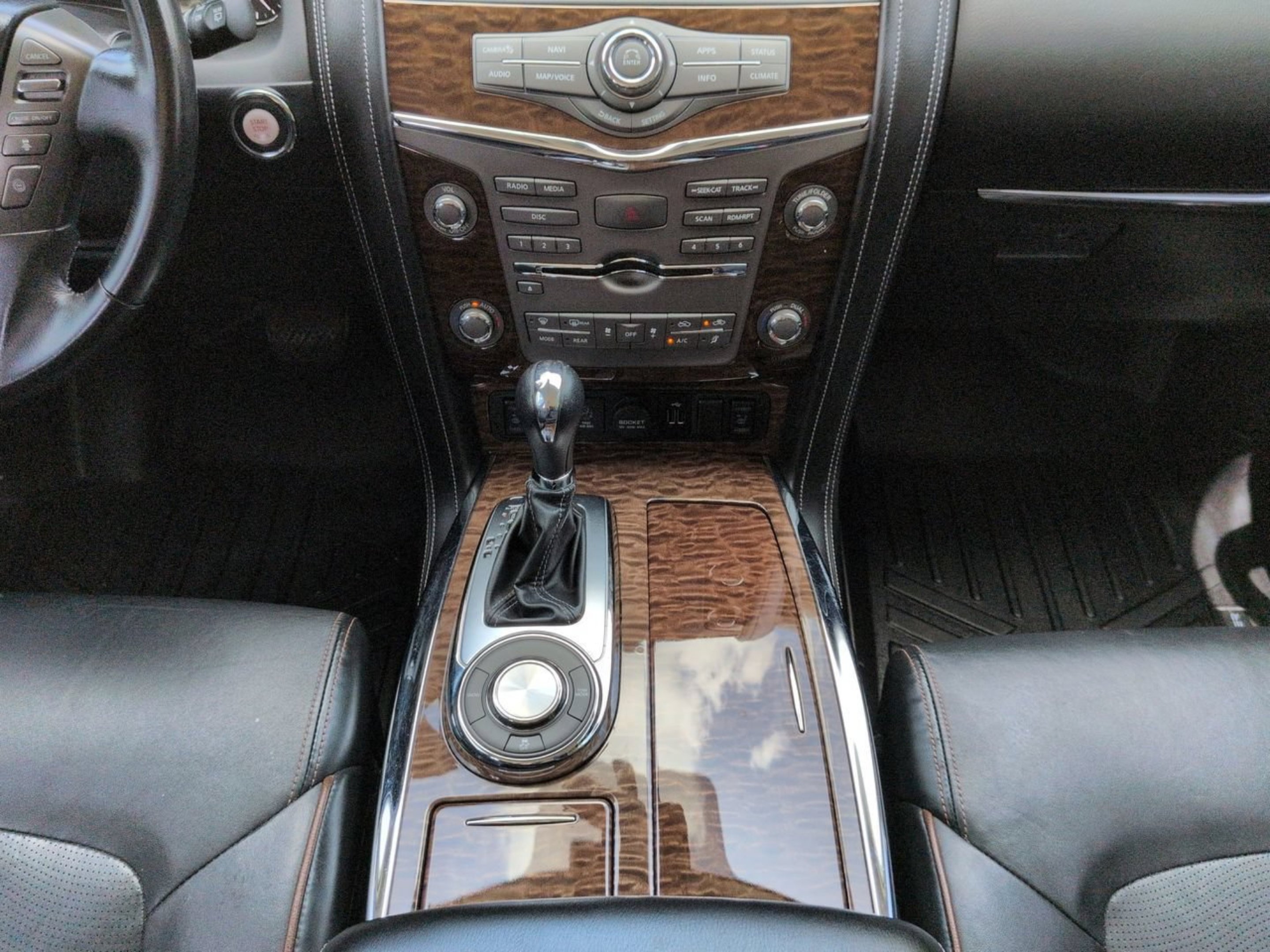 Used 2019 Hermosa Blue Pearl Nissan SL image 24