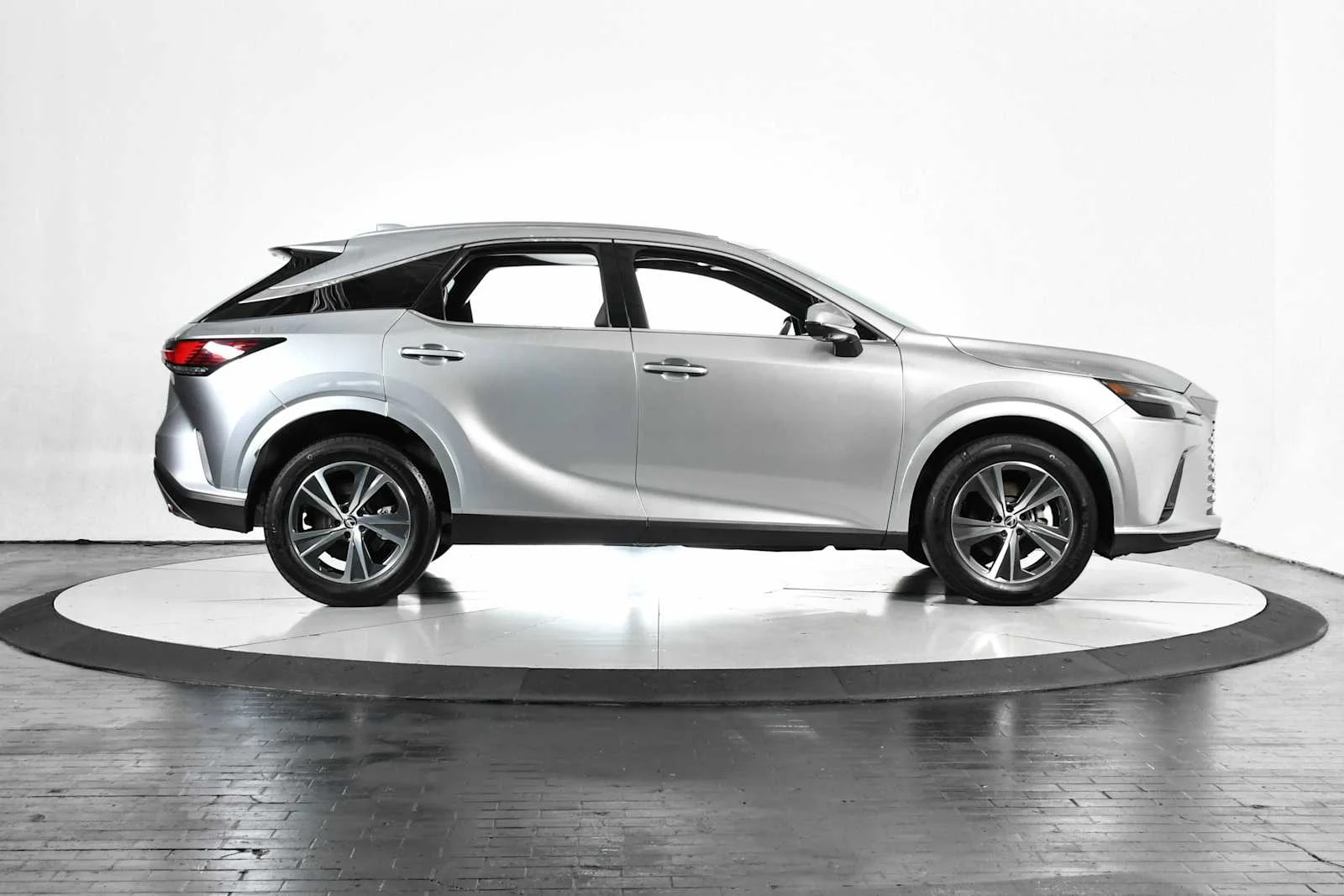 Certified Used 2024 IRIDIUM Lexus Premium image 8