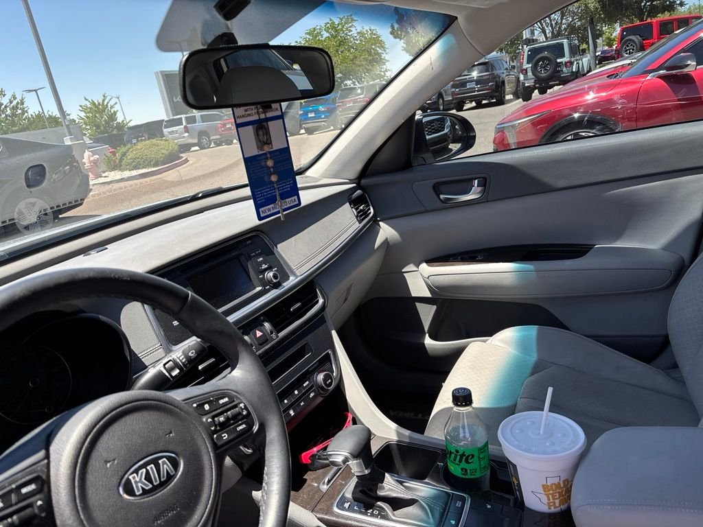 Used 2016 Silver Kia EX image 31