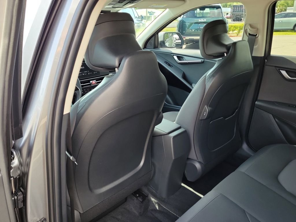 New 2026 Gray Kia LX image 16