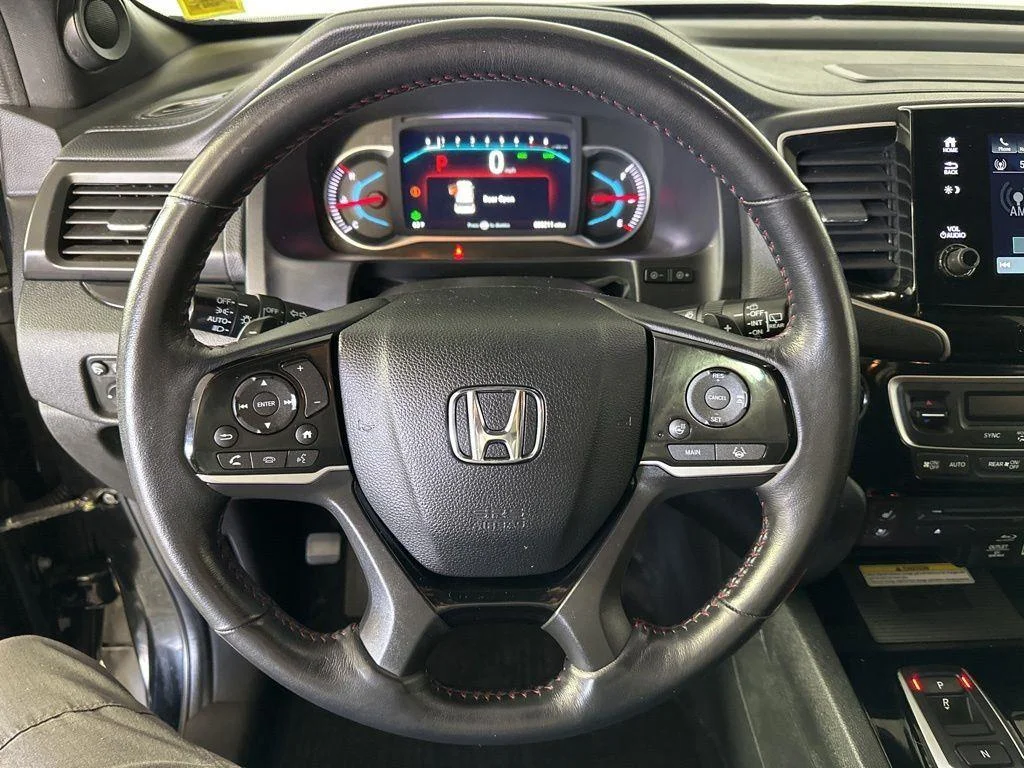 Used 2022 Crystal Black Pearl Honda Black Edition image 15