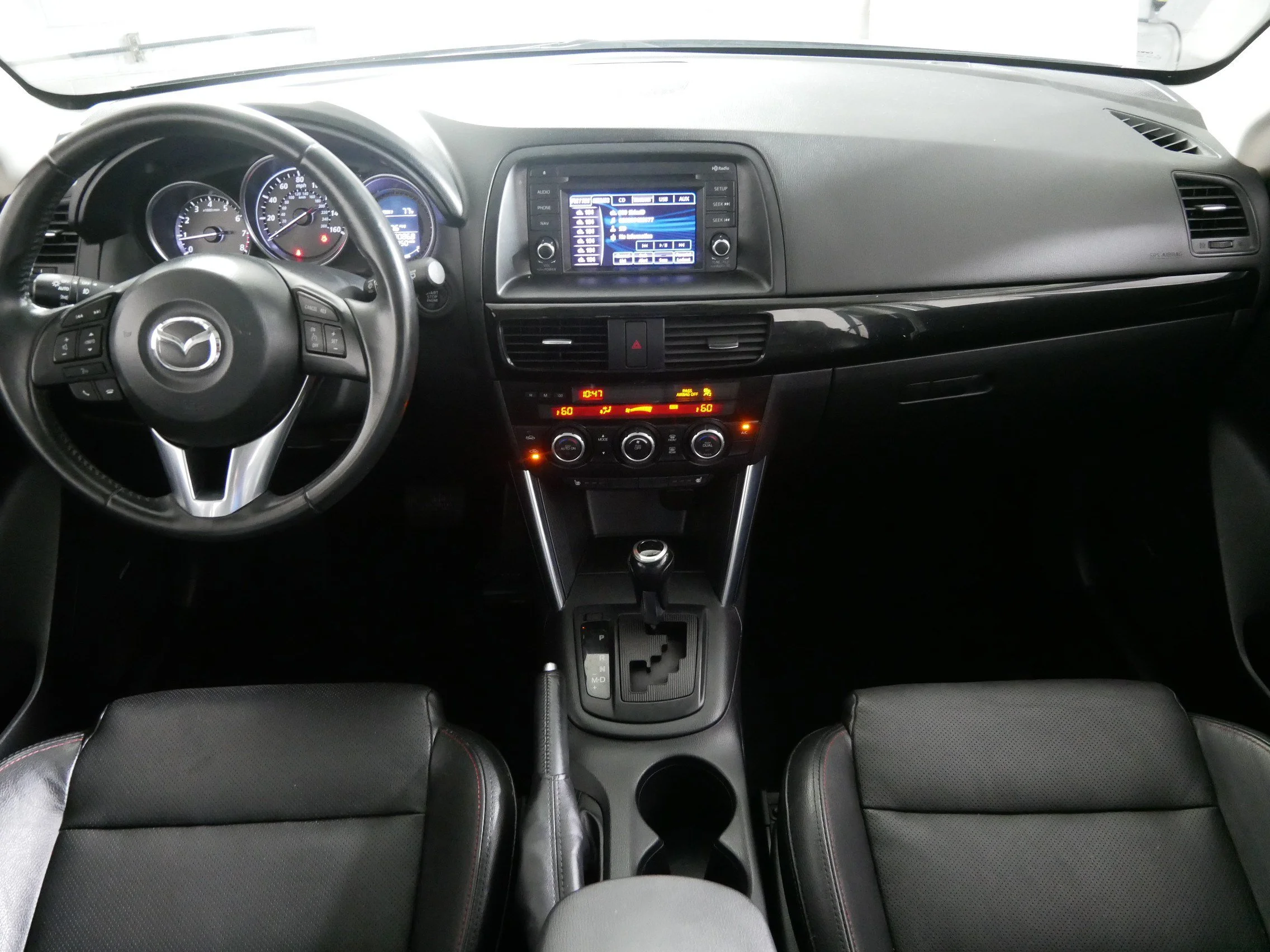 Used 2013 Liquid Silver Metallic Mazda Grand Touring image 10