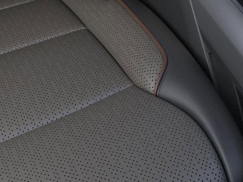 New 2025 Agate Black Metallic Ford Lariat® image 16