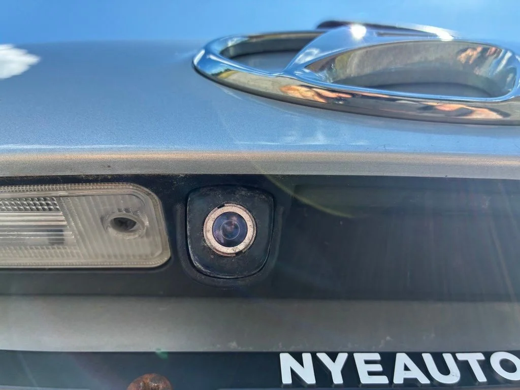 Used 2017 Silver Hyundai 2.4 Base image 10