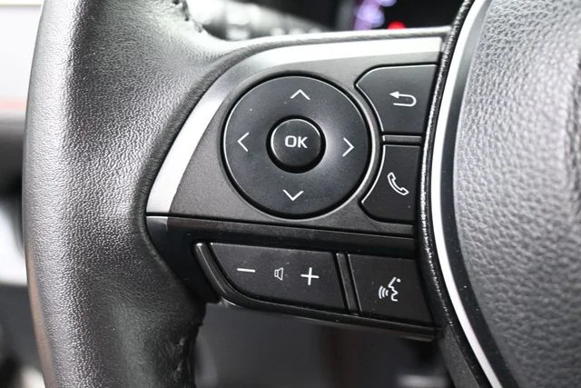 Used 2022 White Toyota Adventure image 26