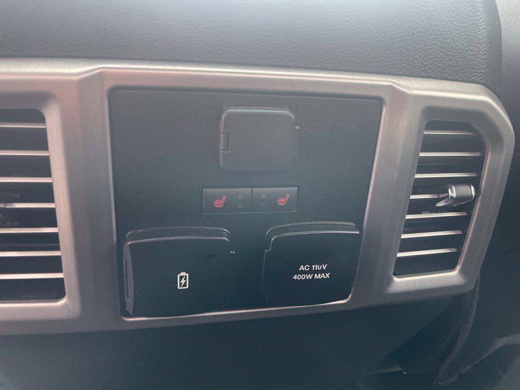 Used 2018 Blue Ford Platinum image 10