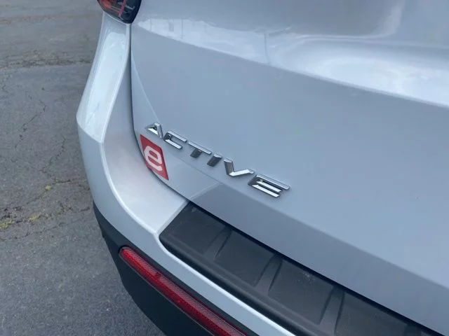 New 2026 Space White Metallic Ford Active image 40