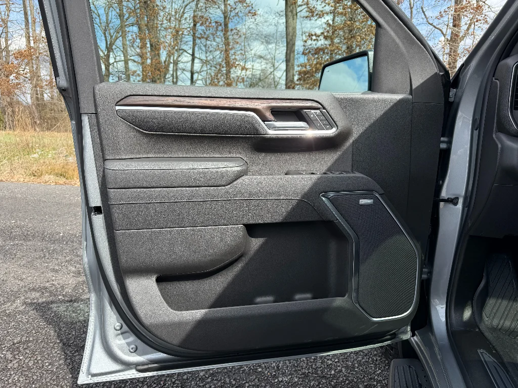 2026 GMC Sierra 1500 SLT - Photo 26