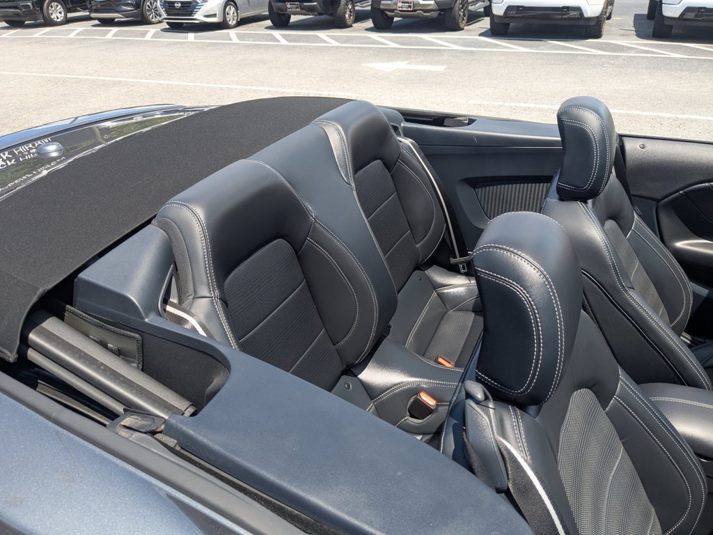 Used 2024  Ford GT Premium image 25