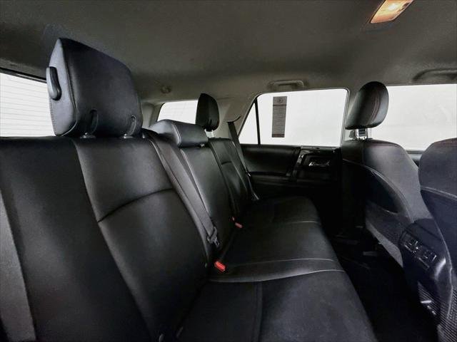 Certified Used 2024 CLASSIC SILVER METALLIC Toyota  image 41