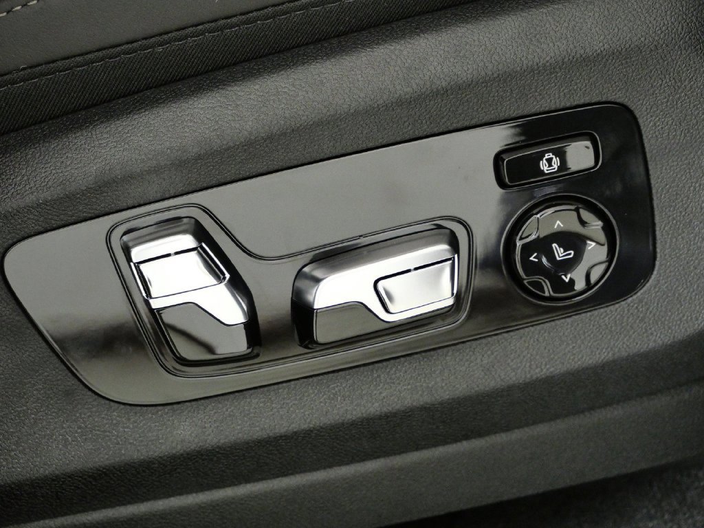 2026 BMW X7 40i - Photo 22