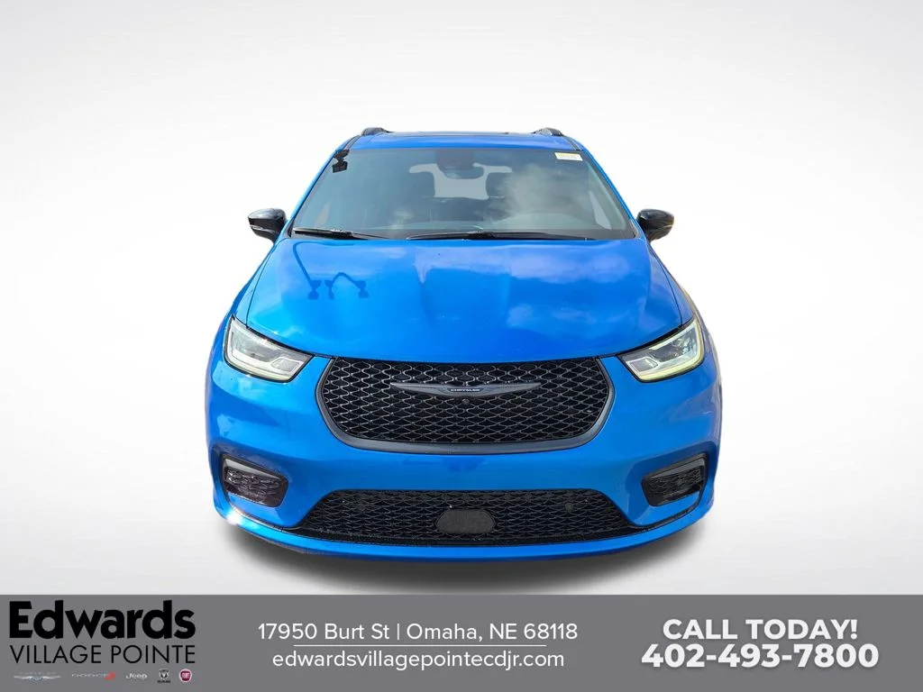 New 2026 Blue Chrysler Limited image 8