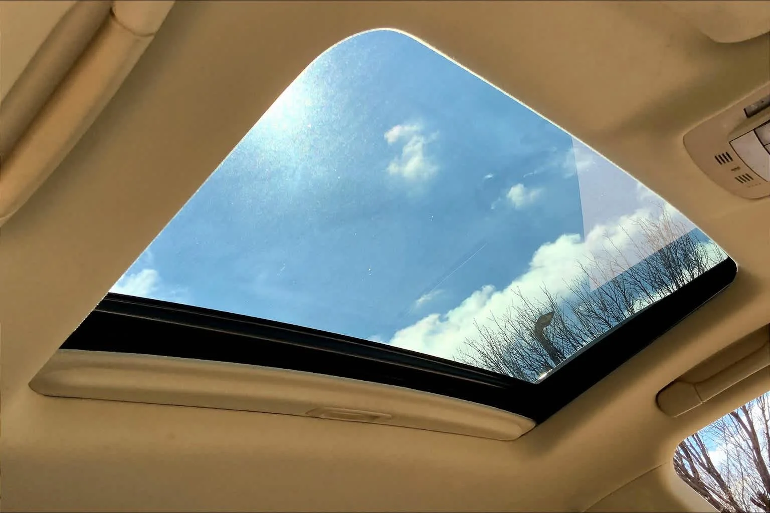 Used 2013 Fire Agate Lexus  image 13