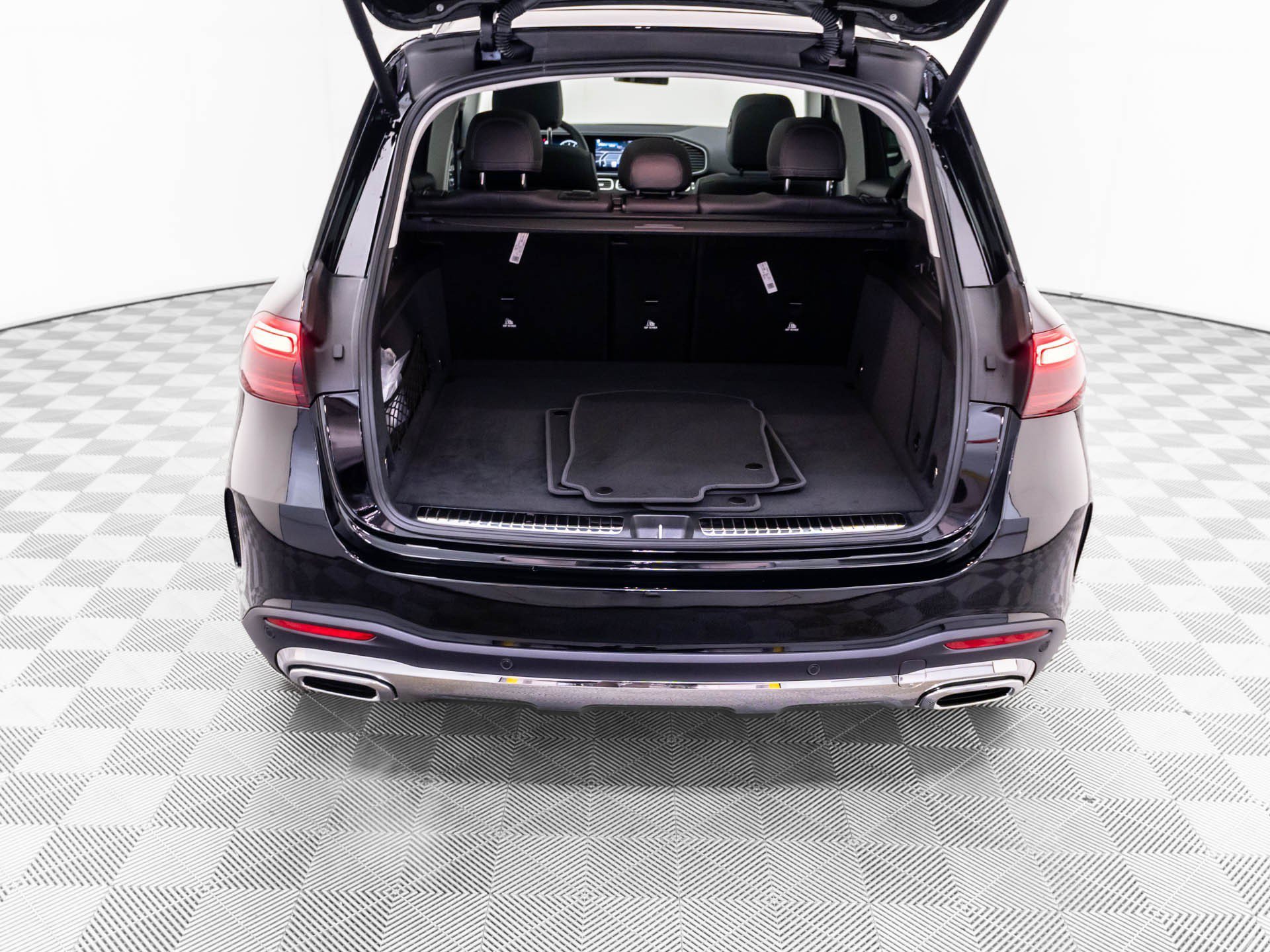 New 2026 Black Mercedes-Benz GLE 450 image 78
